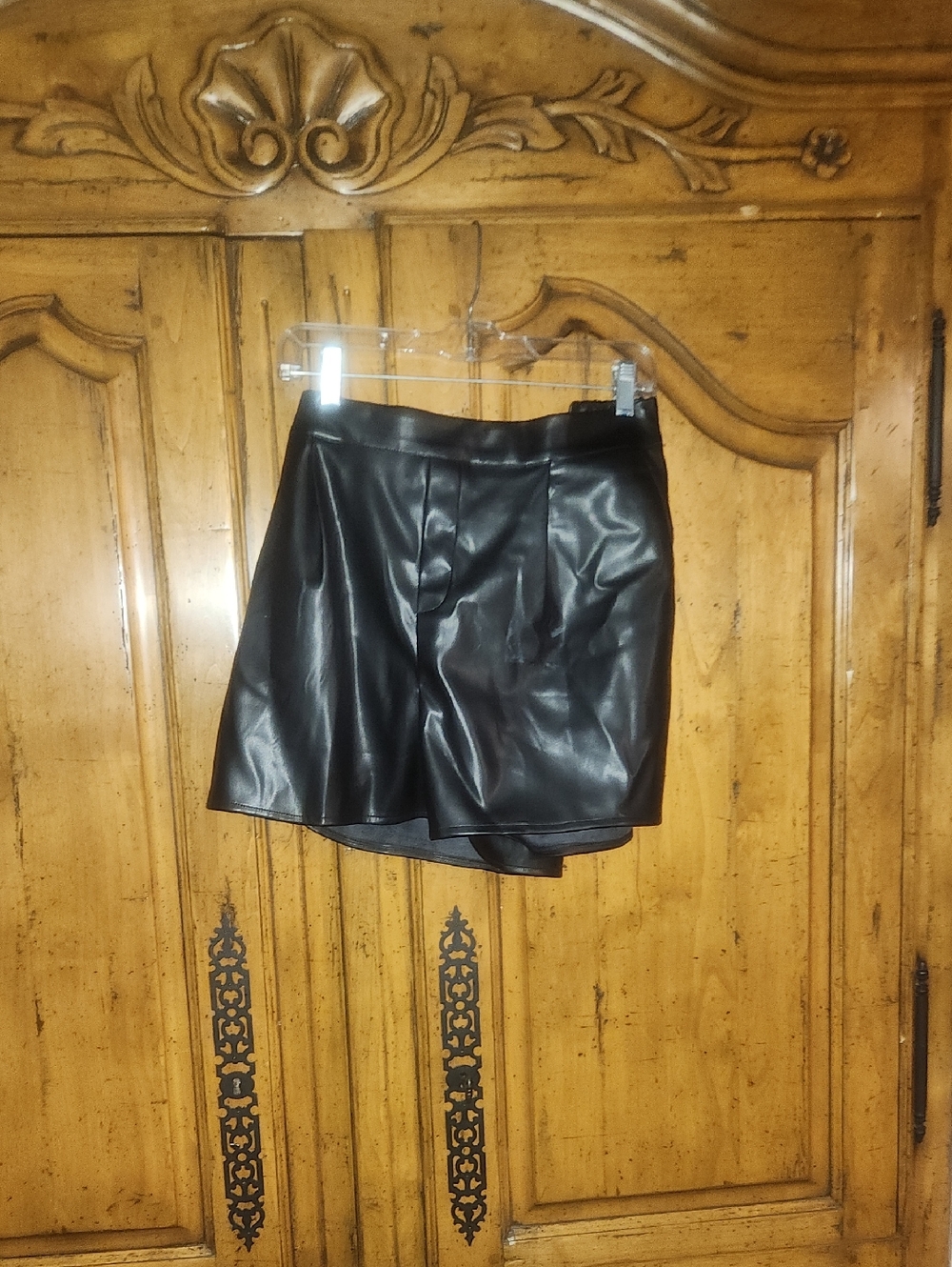 Luvamania Faux Leather Shorts Black Nwot Size 20